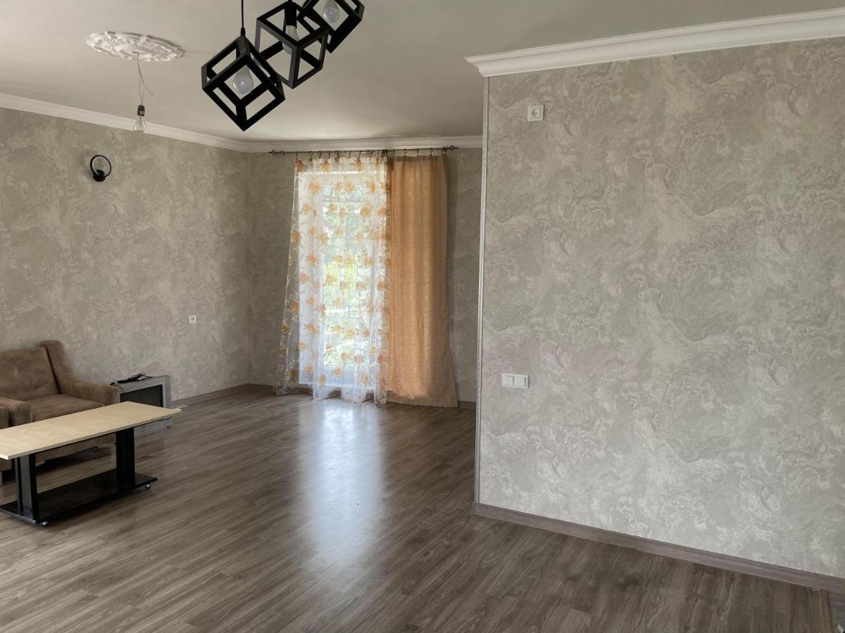 Armani Guest House Martuni Luaran gambar